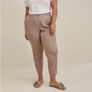 $66 New linen nwt linen pants 18 plus size linen 2x no issues smoke free home